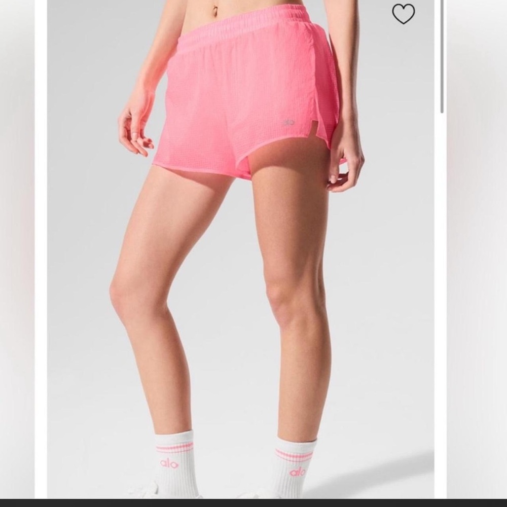 NWT Alo Game Time Shorts - NEON BUBBLEGUM - Picture 7 of 8